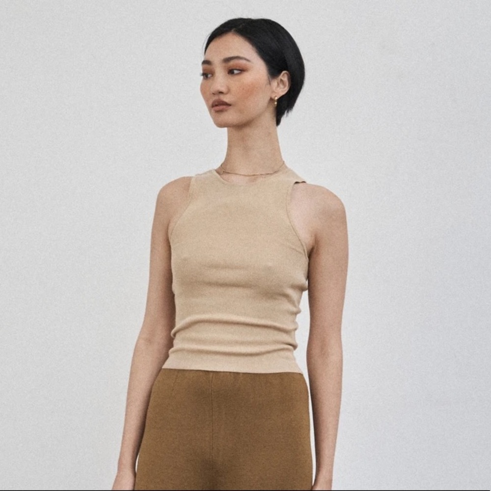 One Mile the label Florence top
